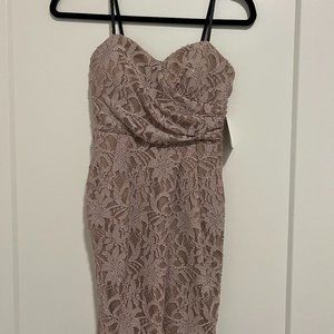 *BRAND NEW* David's Bridal Strapless Shimmer Dress - Size 2 - Mauve